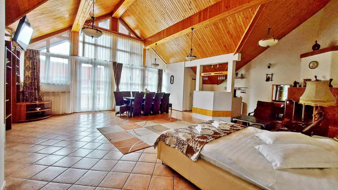Casa Giulia Hotel Băile Olăneşti Buitenkant foto